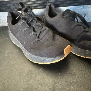 No bulls running shoe